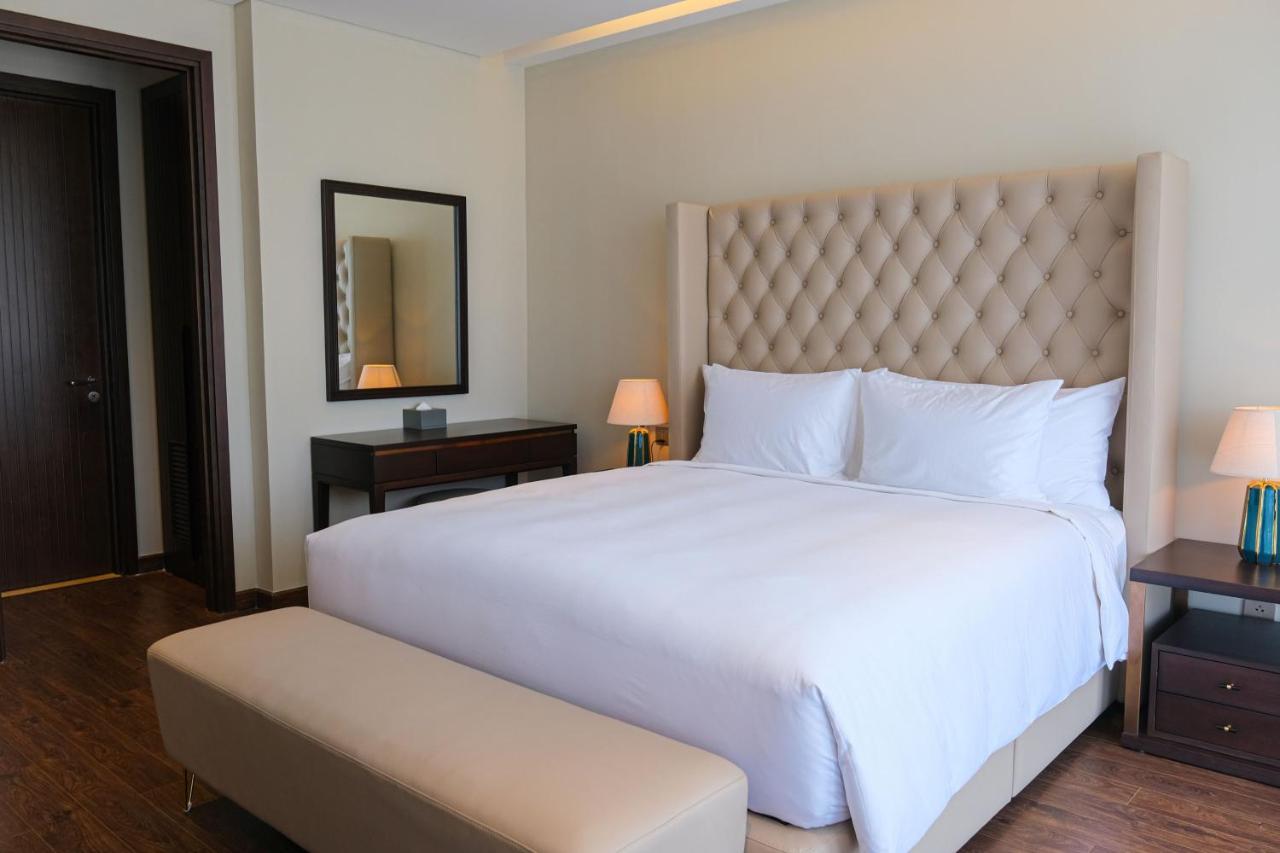 Wyndham Sky Lake Resort And Villas Hanoi Luaran gambar