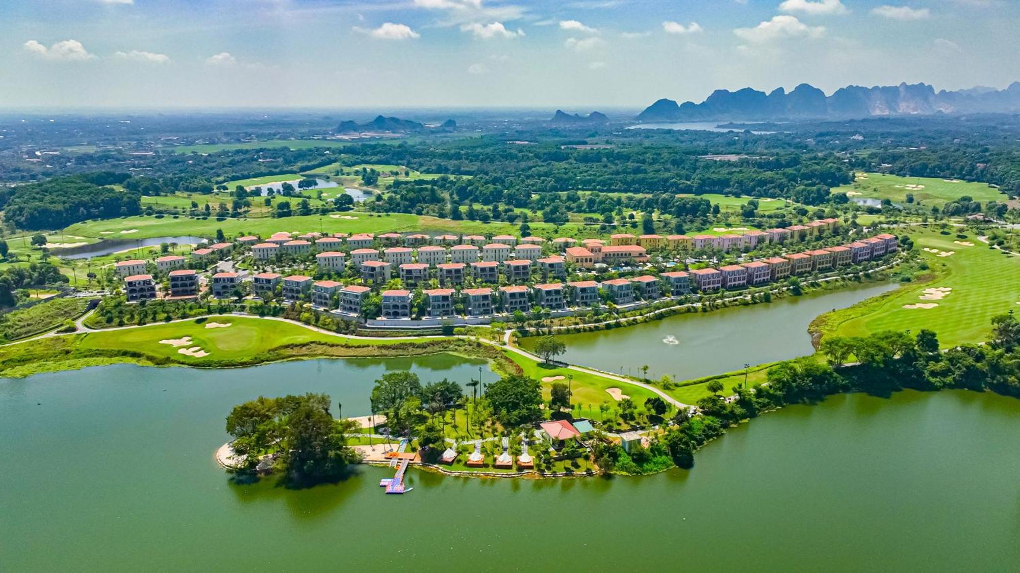 Wyndham Sky Lake Resort And Villas Hanoi Luaran gambar